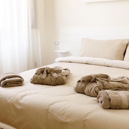 פונדי I Vicoli Exclusive Apartments מראה חיצוני תמונה