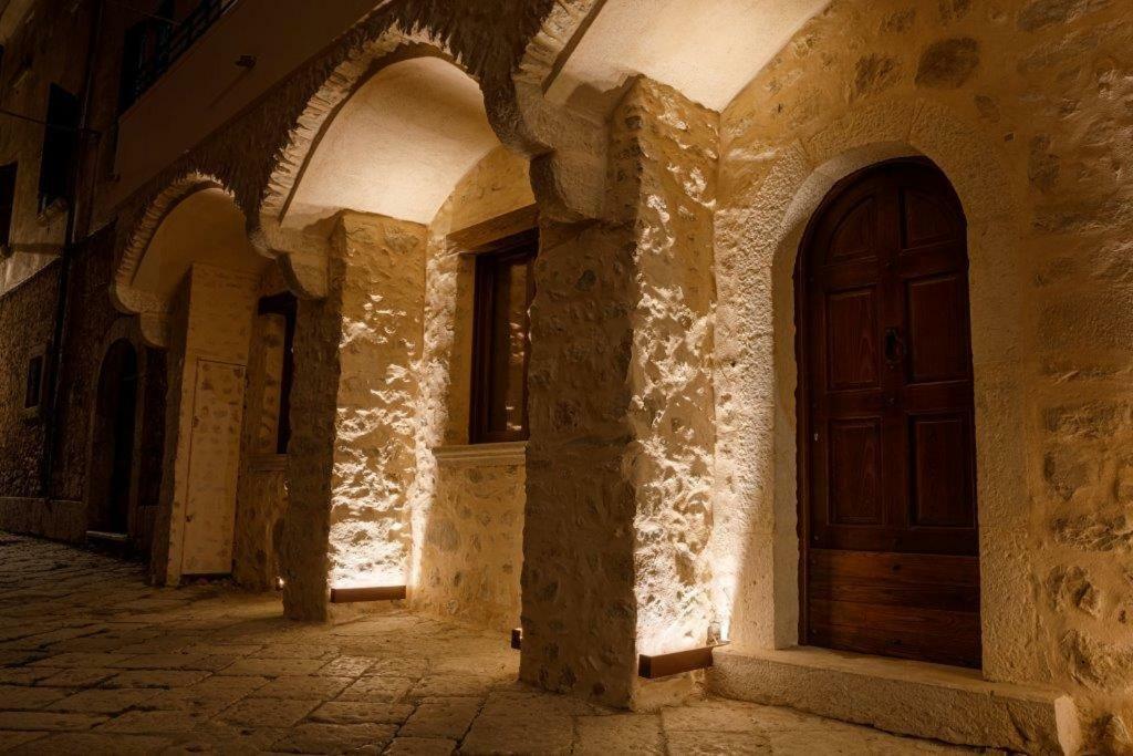 פונדי I Vicoli Exclusive Apartments מראה חיצוני תמונה